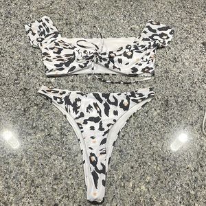 White Leopard Print Bathingsuit